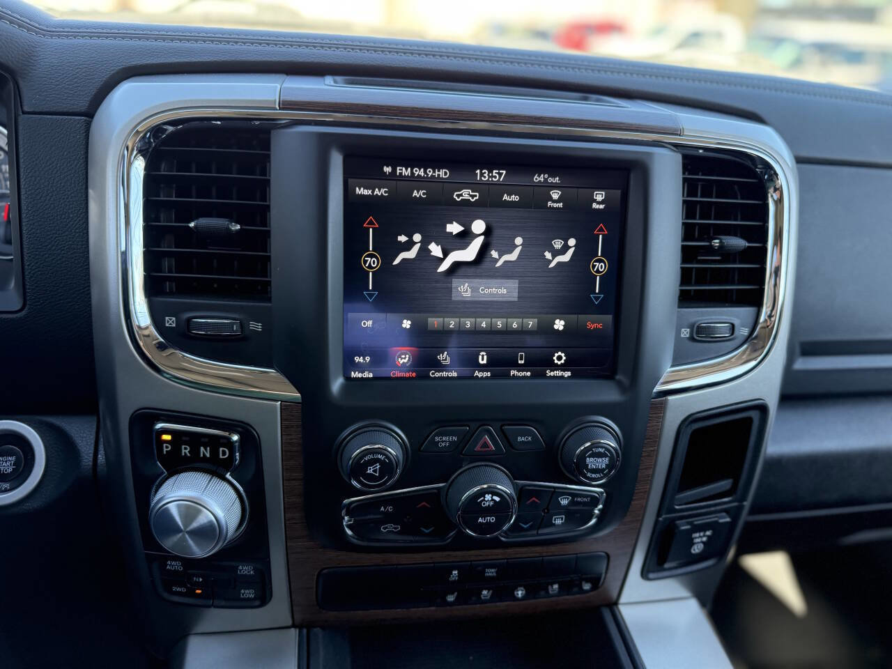 Used 2018 RAM 1500 Laramie w/ Convenience Group image 29