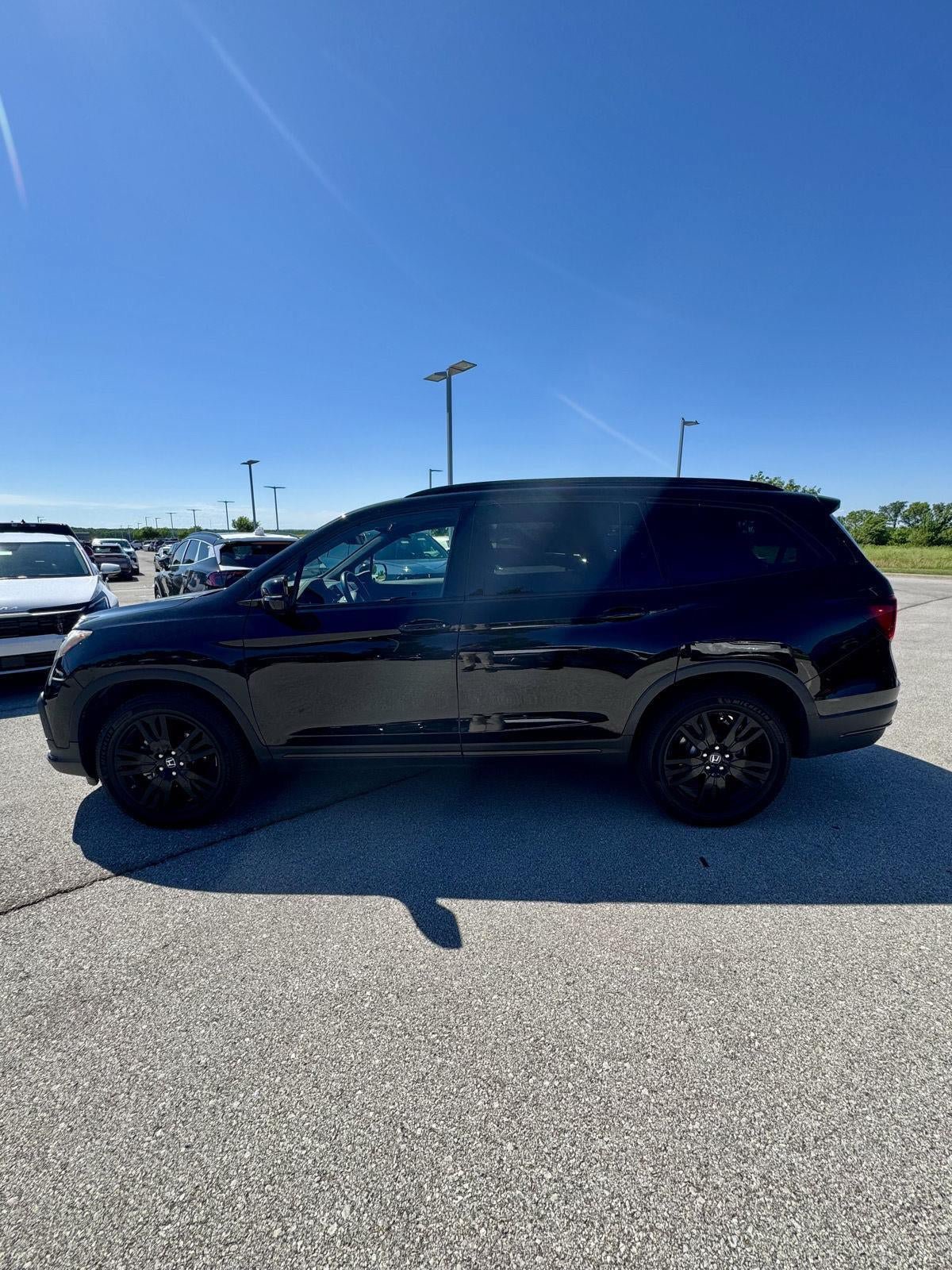 Used 2020 Honda Pilot Black Edition image 2