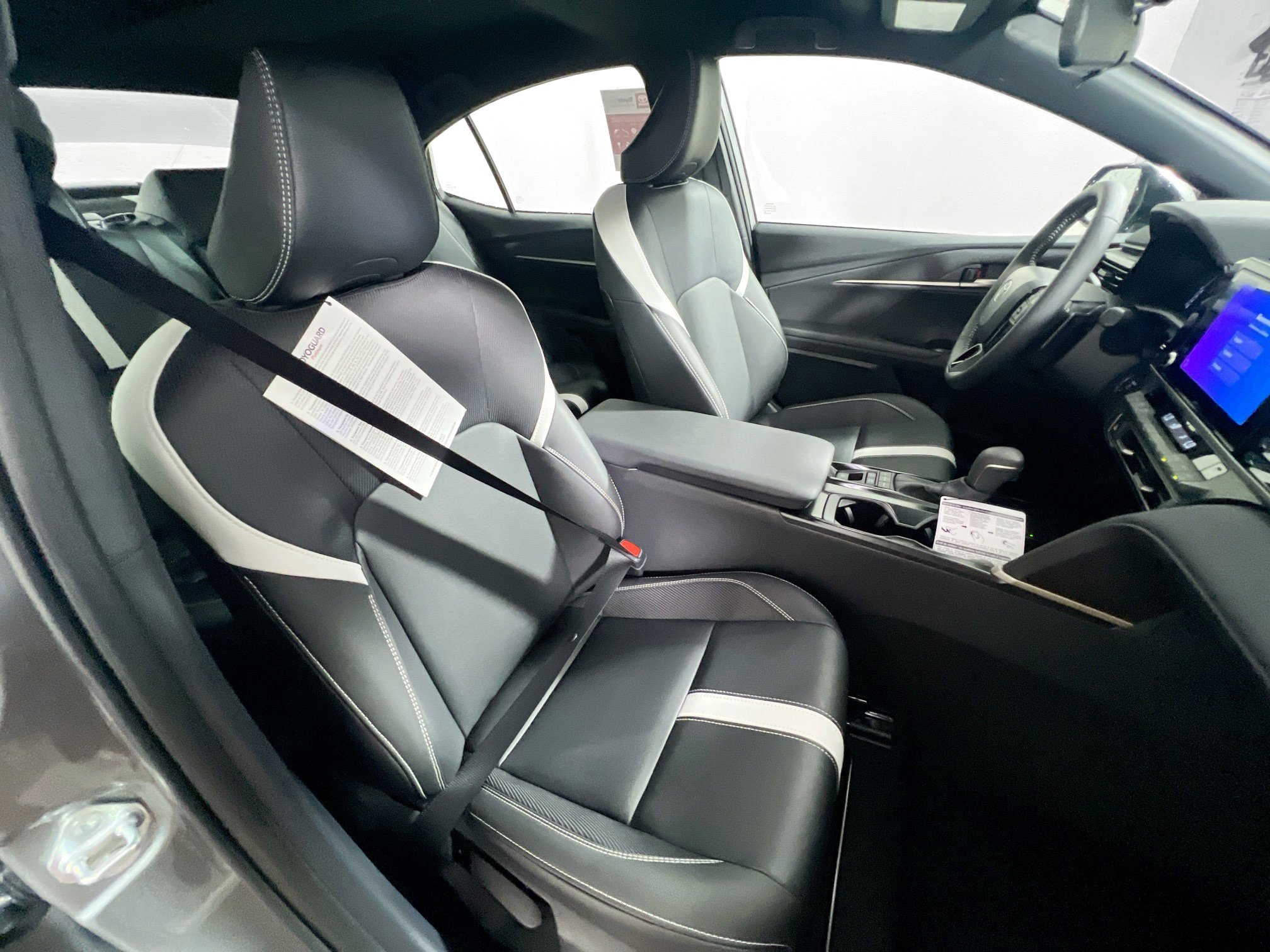 New 2026 Toyota Camry SE FWD image 31