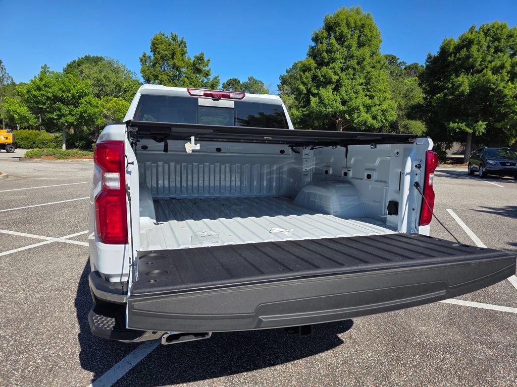 New 2026 Chevrolet Silverado 1500 LTZ w/ LTZ Premium Package AWD/4WD image 24