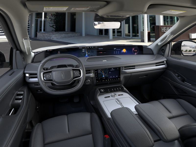 New 2025 Lincoln Navigator L Reserve AWD/4WD image 39