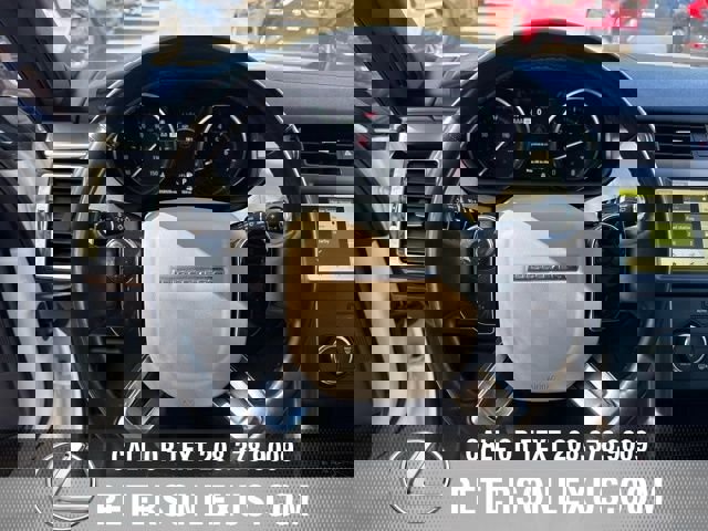 Used 2020 Land Rover Discovery Landmark image 28