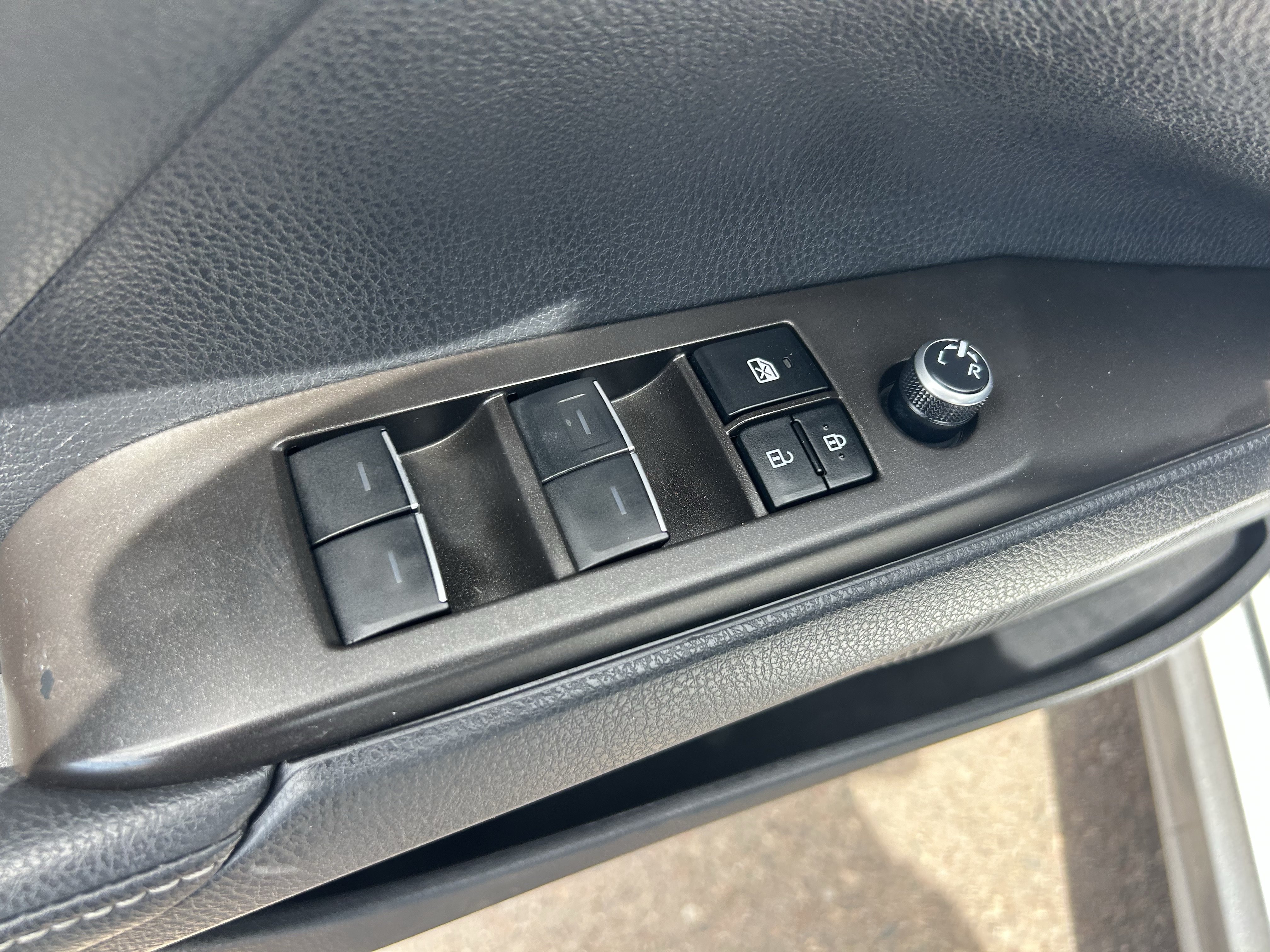 Used 2024 Toyota Camry XSE FWD image 29