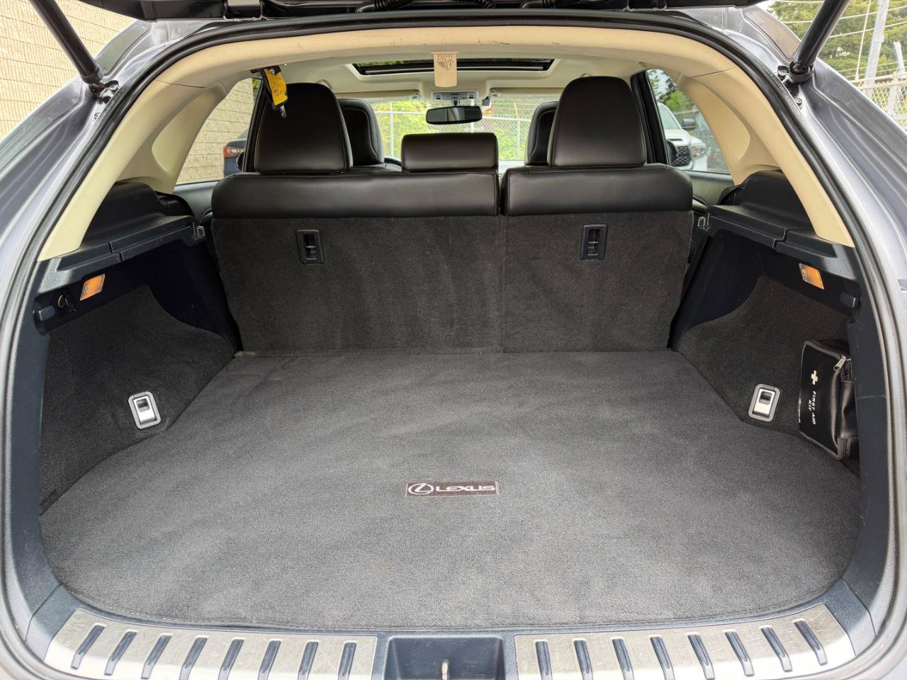 Used 2016 Lexus NX 300h AWD w/ Premium Package image 11