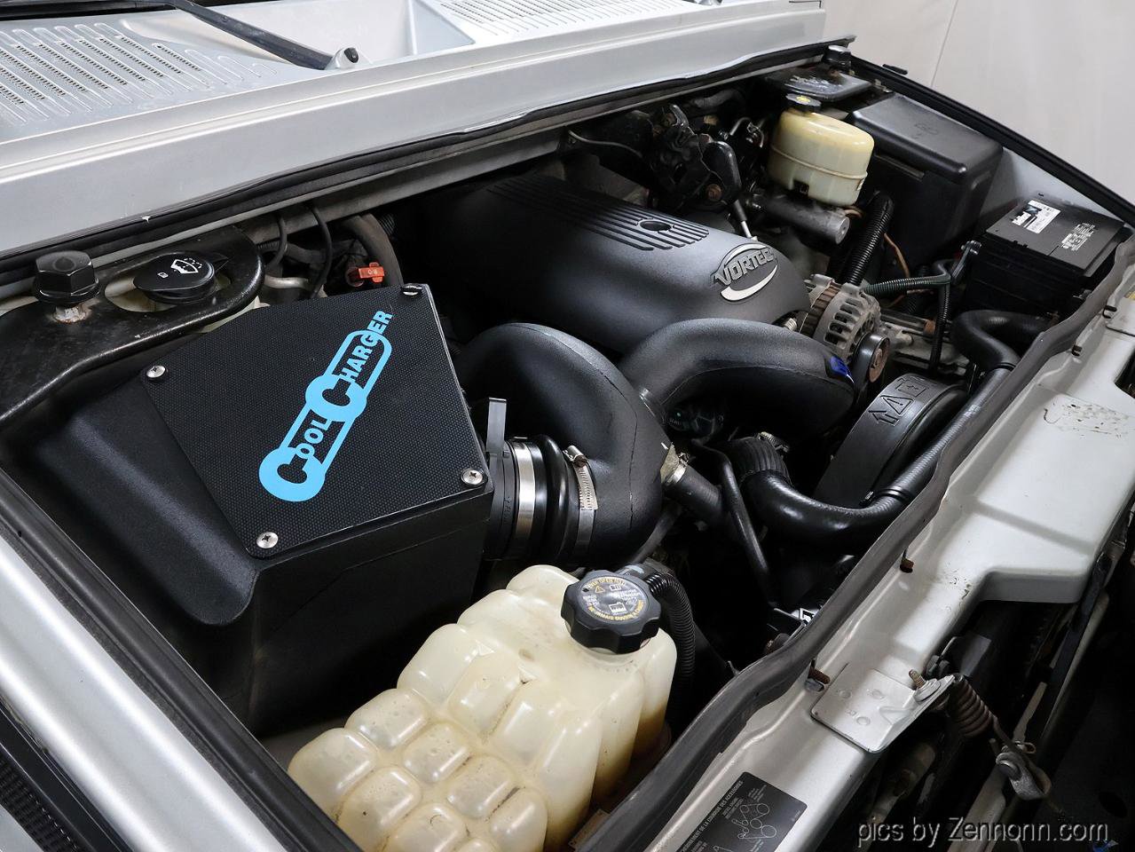 Used 2003 HUMMER H2 w/ Preferred Equipment Group image 27