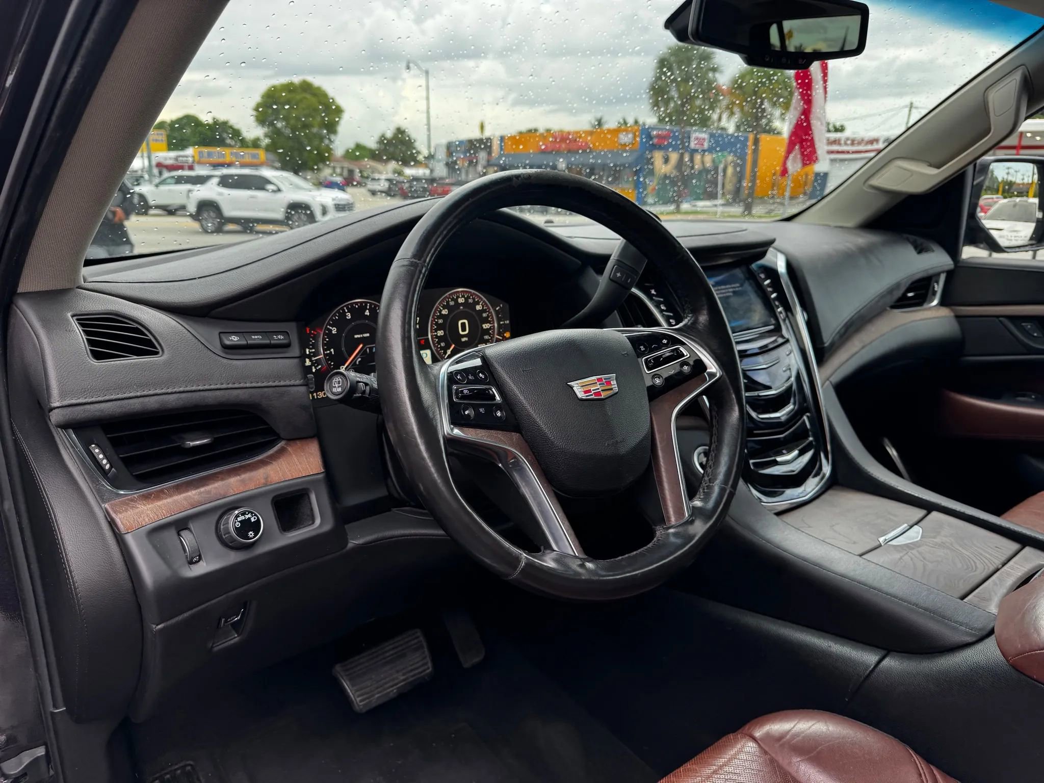 Used 2015 Cadillac Escalade Premium RWD image 15