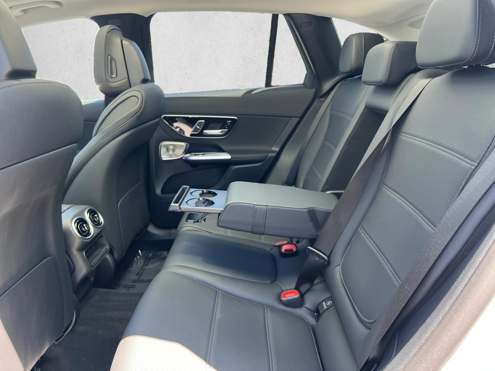New 2026 Mercedes-Benz GLC 300 4MATIC image 17