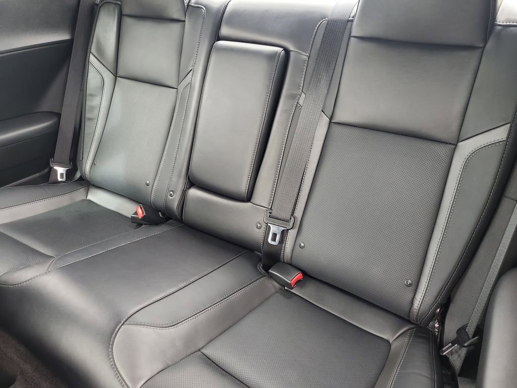 Used 2015 Dodge Challenger R/T Plus image 12