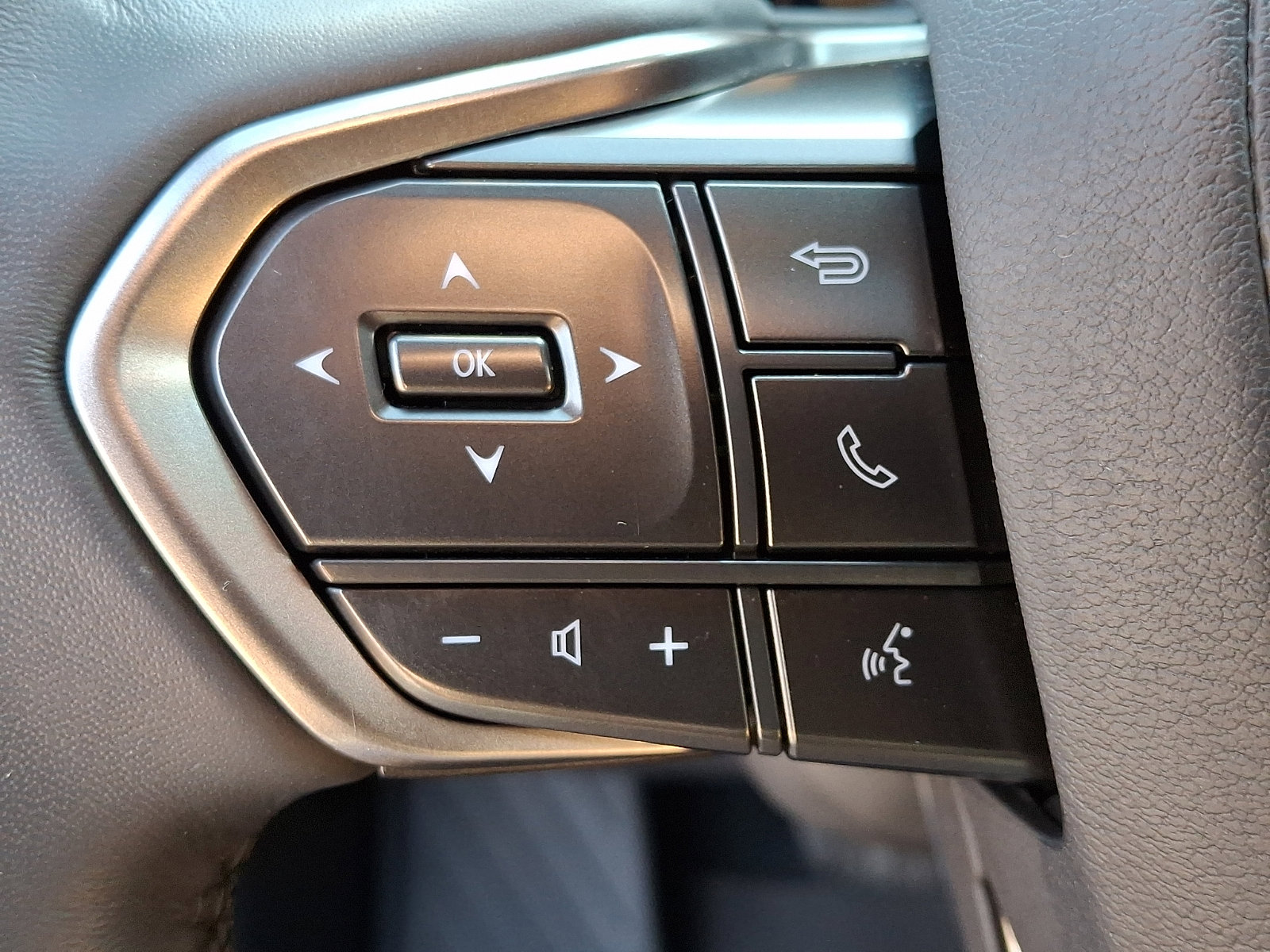 Used 2023 Lexus RX 350 Premium w/ Accessory Package image 21