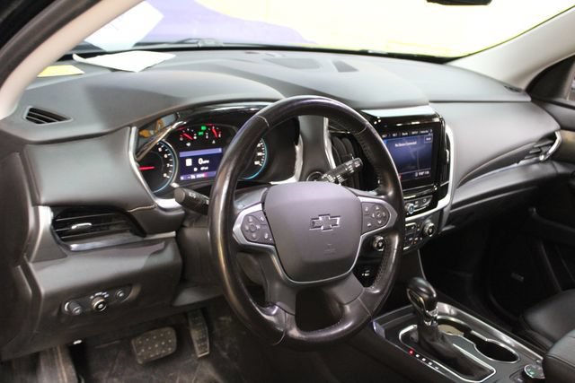 Used 2021 Chevrolet Traverse RS w/ LPO, Floor Liner Package AWD/4WD image 14