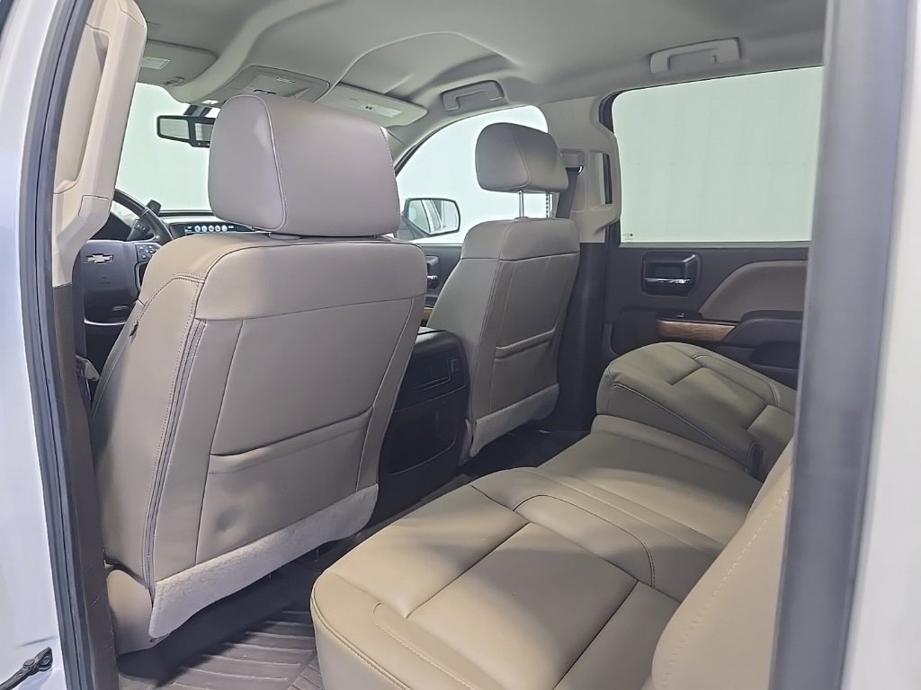 Used 2018 Chevrolet Silverado 1500 LTZ image 19