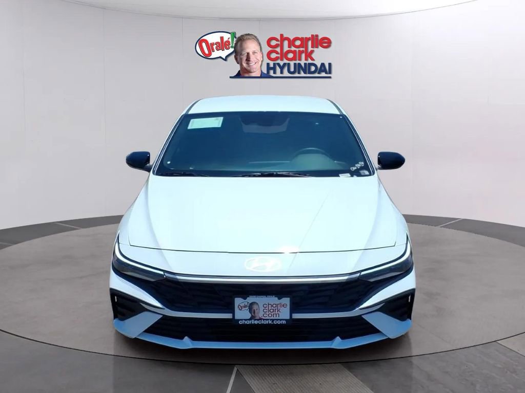 New 2026 Hyundai Elantra Sport FWD image 8