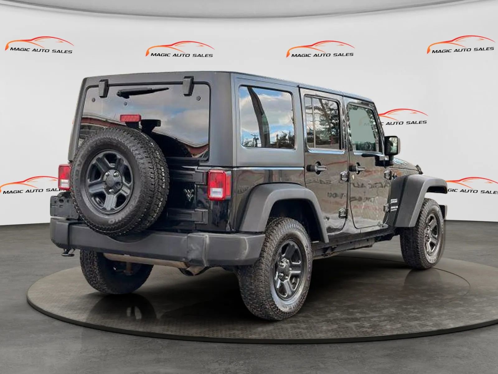 Used 2016 Jeep Wrangler Unlimited Sport w/ Connectivity Group image 6