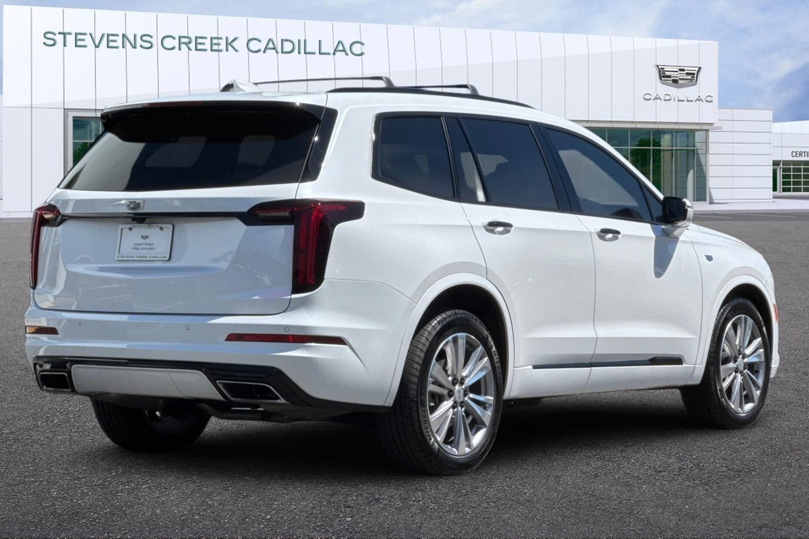 Certified 2024 Cadillac XT6 Premium Luxury AWD/4WD image 3