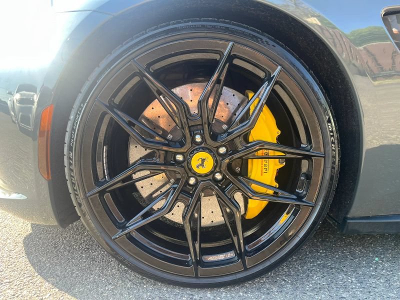 Used 2018 Ferrari GTC4Lusso AWD/4WD image 27