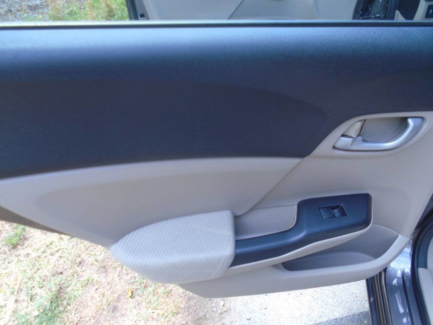 Used 2012 Honda Civic LX image 17