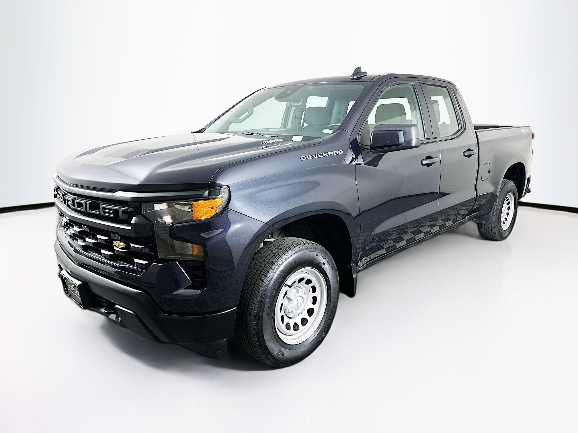 Used 2024 Chevrolet Silverado 1500 W/T image 3