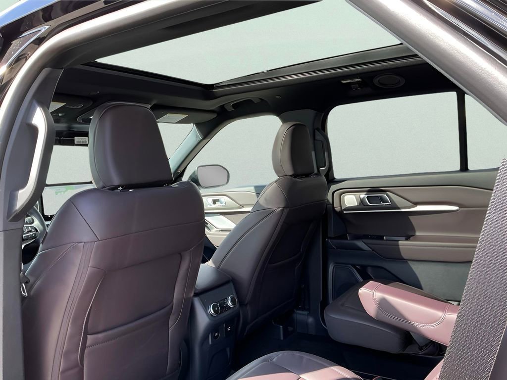 New 2026 Ford Explorer Platinum RWD image 26