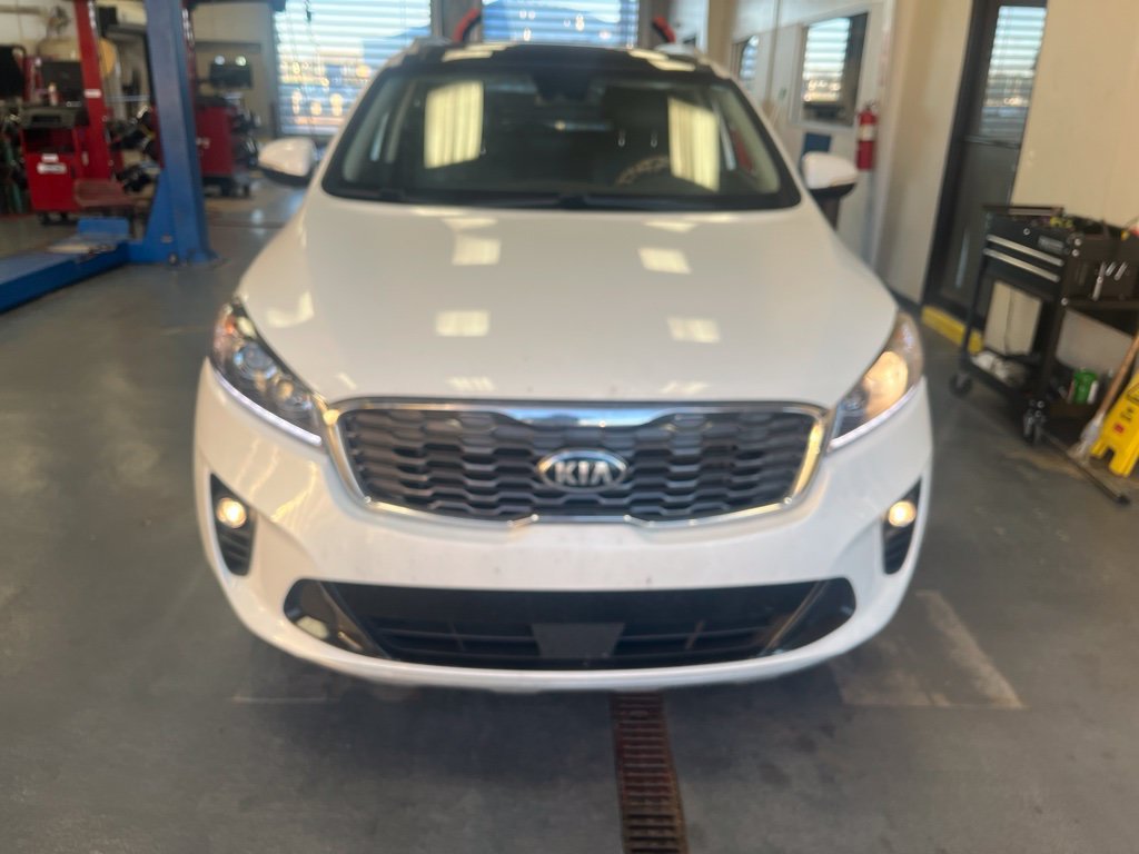 Used 2020 Kia Sorento EX AWD/4WD image 11