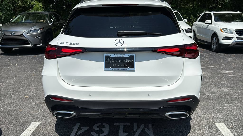 Certified 2025 Mercedes-Benz GLC 300 video 4