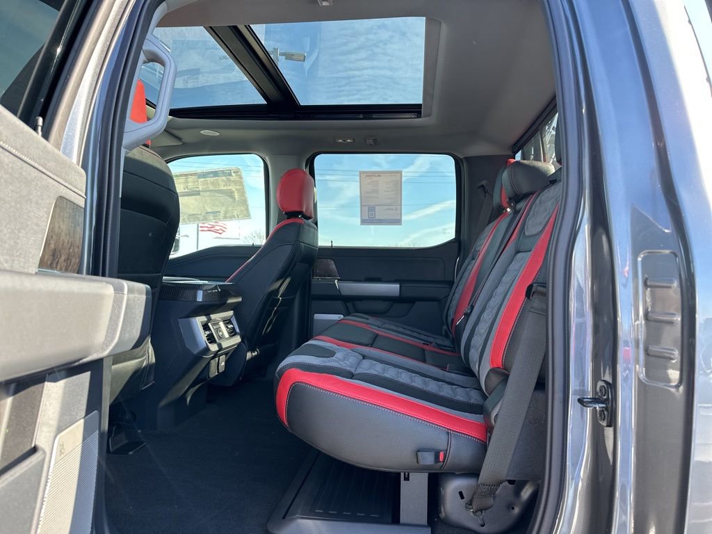 Used 2024 Ford F250 Lariat w/ Lariat Ultimate Package image 25