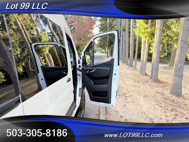Used 2020 Mercedes-Benz Sprinter 2500 image 56