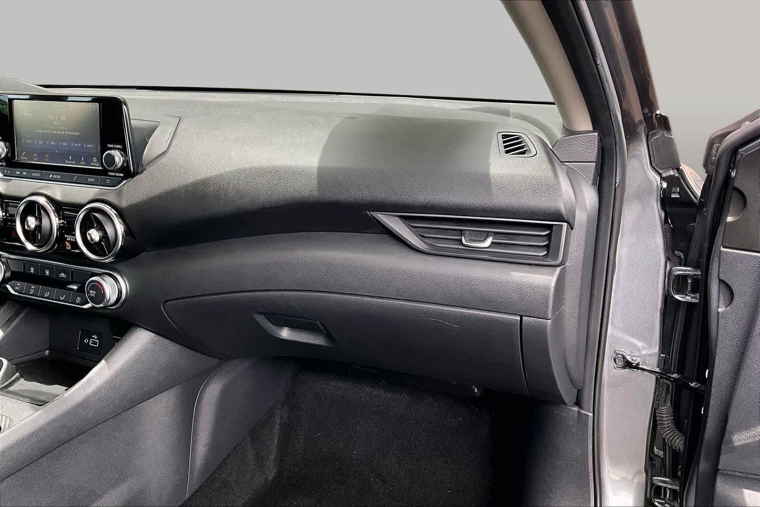 Certified 2021 Nissan Sentra S FWD image 18