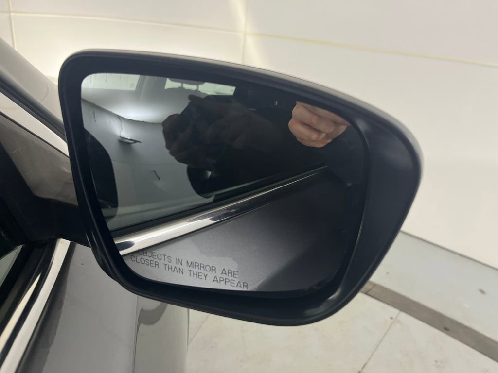 Used 2019 Nissan Rogue S image 50