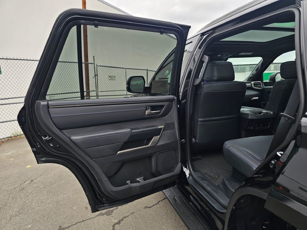 New 2026 Toyota Sequoia Platinum w/ TRD Off-Road Package AWD/4WD image 15