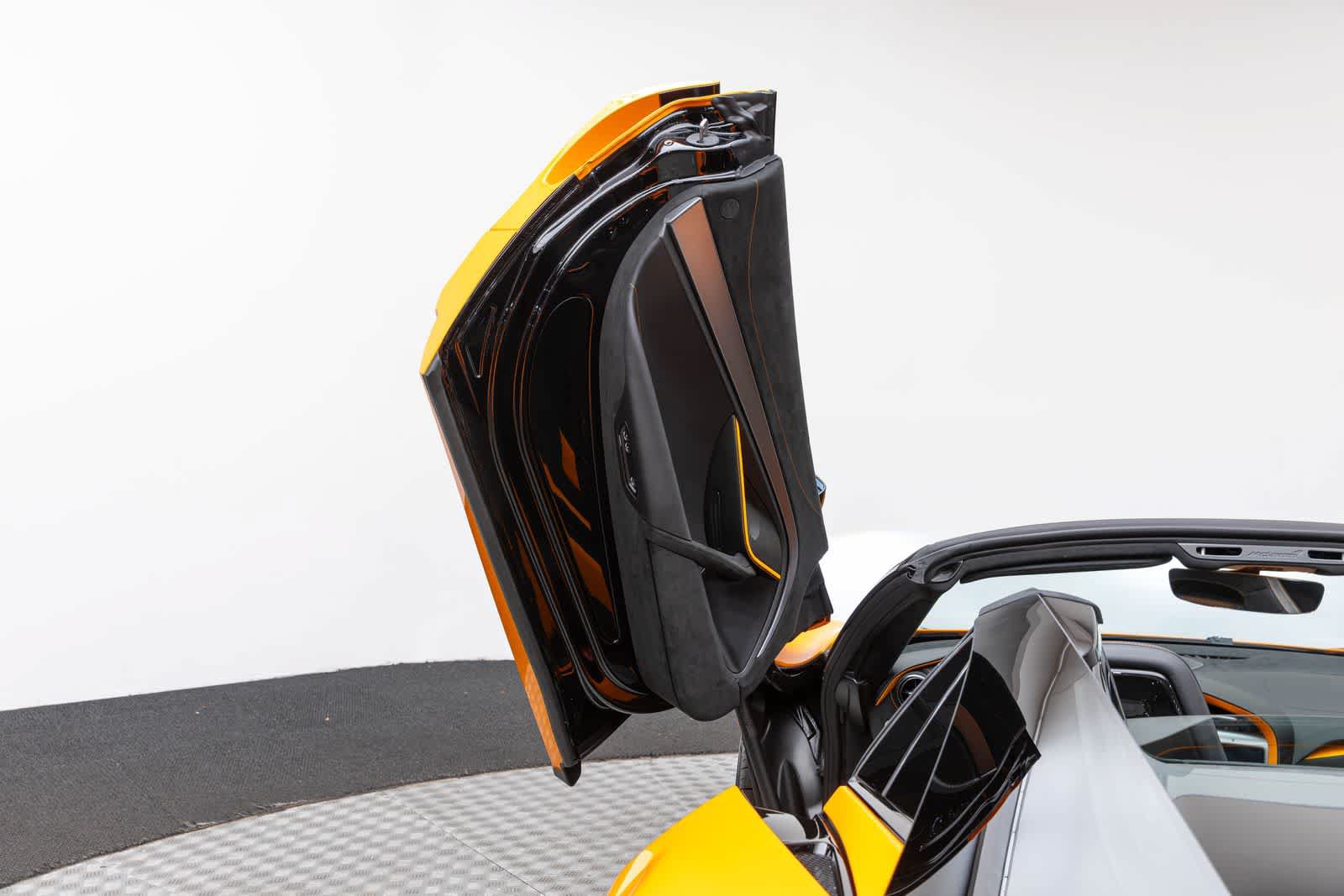 New 2027 McLaren 750S Spider RWD image 22