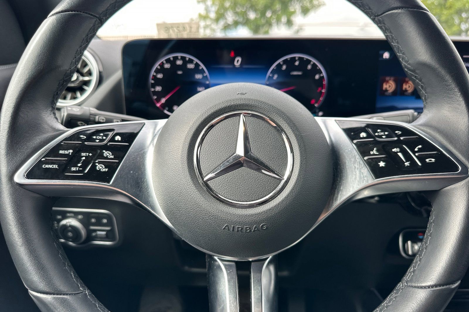 Certified 2025 Mercedes-Benz GLA 250 image 26