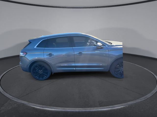 Used 2021 Lincoln Nautilus Reserve w/ Monochromatic Package image 17