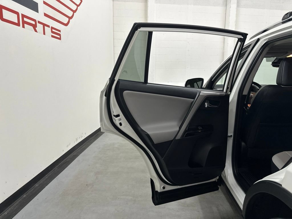 Used 2016 Toyota RAV4 Limited FWD image 53
