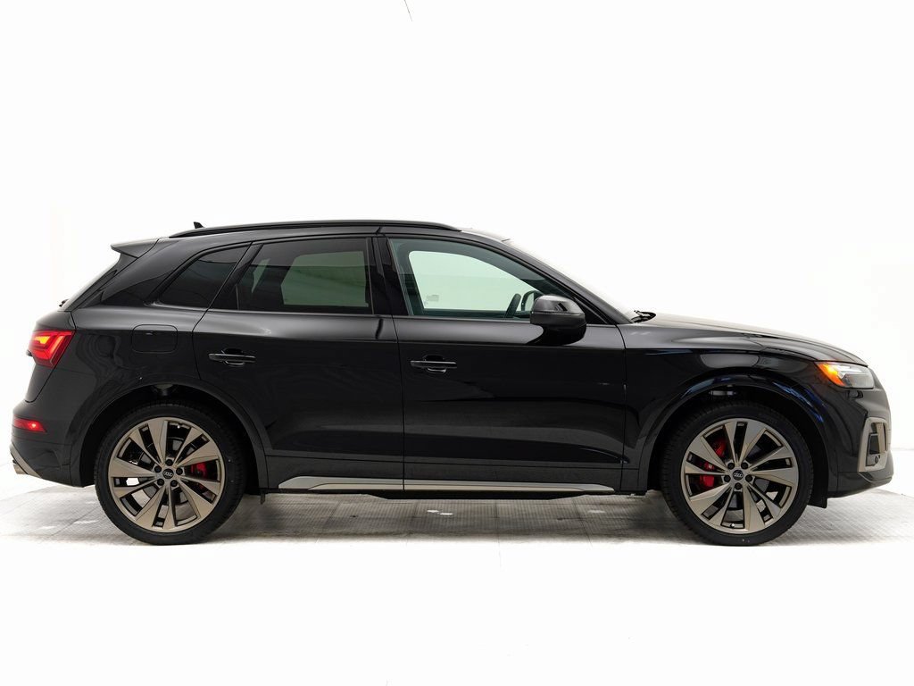Certified 2025 Audi SQ5 Premium Plus w/ Premium Plus Package AWD/4WD image 2