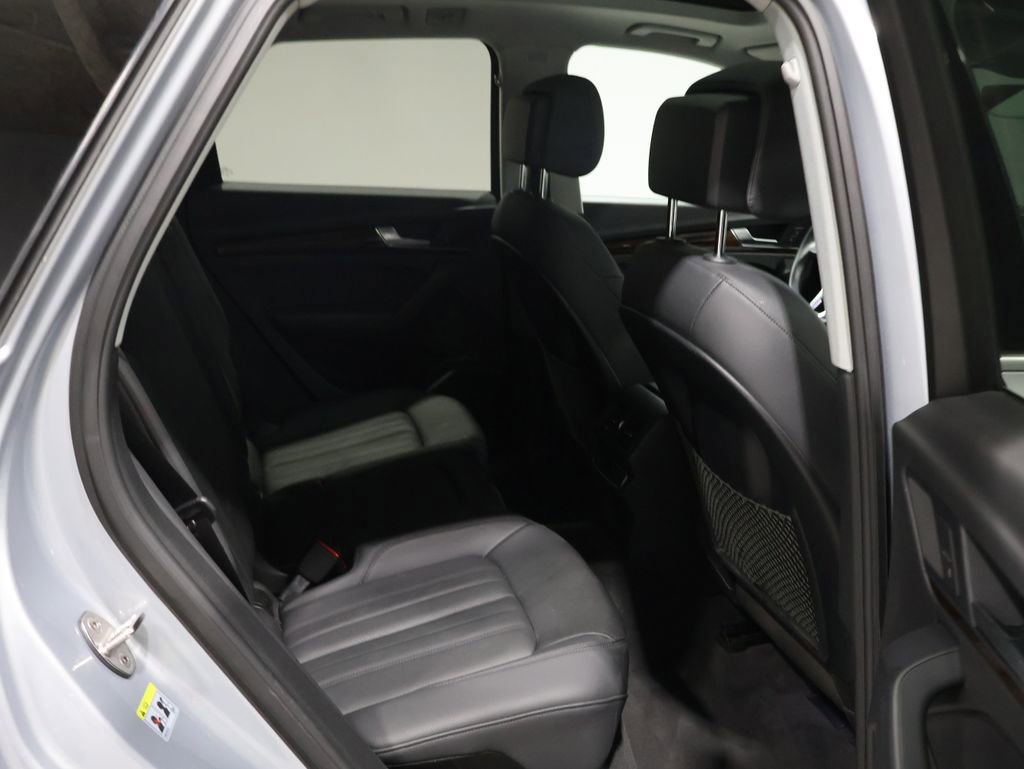 Used 2020 Audi Q5 2.0T Premium w/ Convenience Package image 21