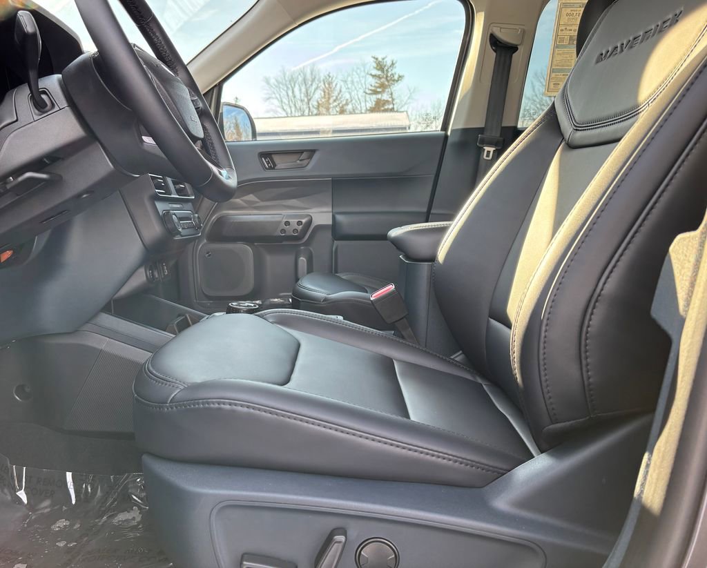 New 2026 Ford Maverick XLT w/ Equipment Group 301A image 21