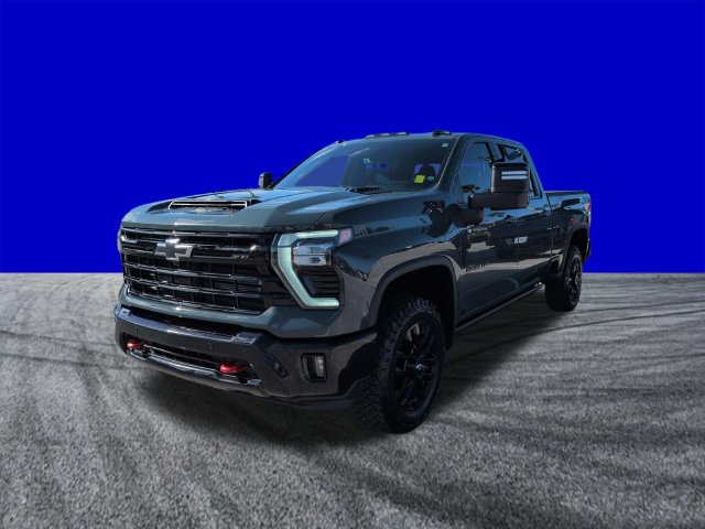 Used 2025 Chevrolet Silverado 2500 LTZ AWD/4WD image 8