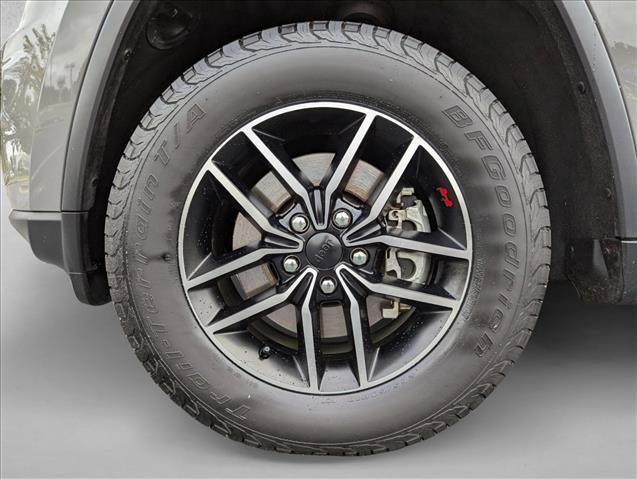 Used 2021 Jeep Grand Cherokee Trailhawk image 24