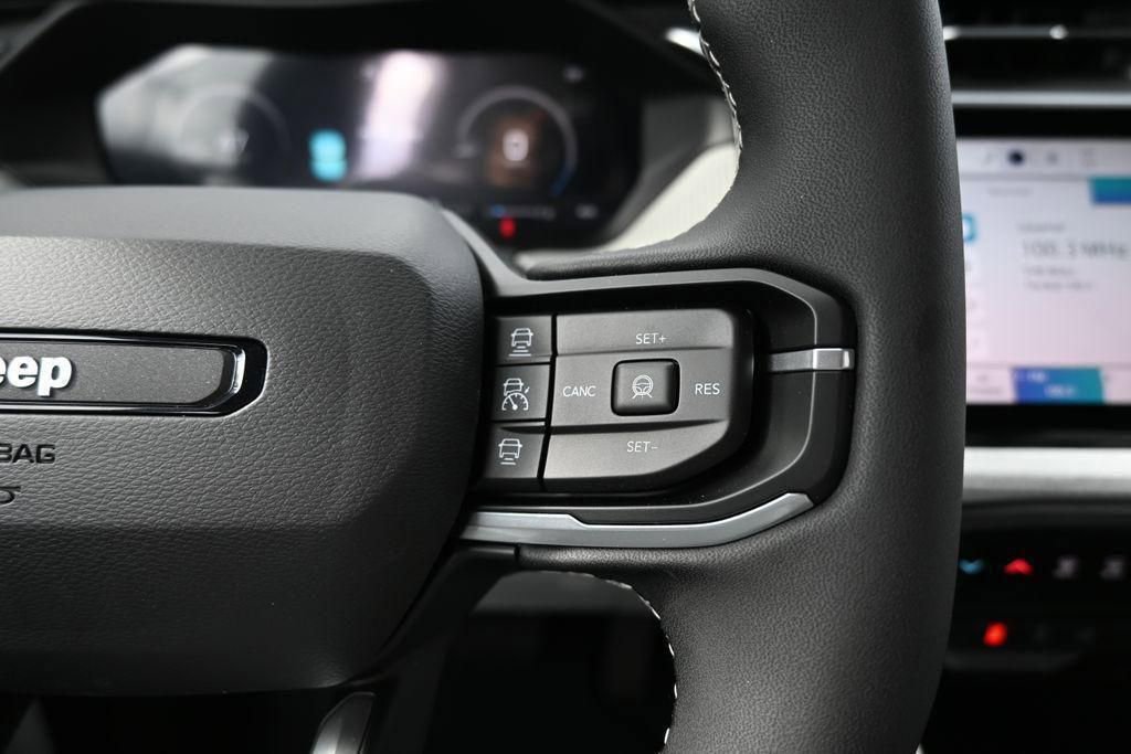 New 2026 Jeep Cherokee Laredo AWD/4WD image 7