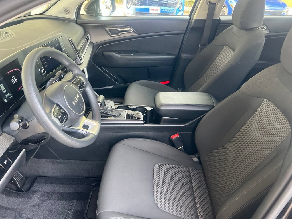 Certified 2023 Kia Sportage LX FWD image 4