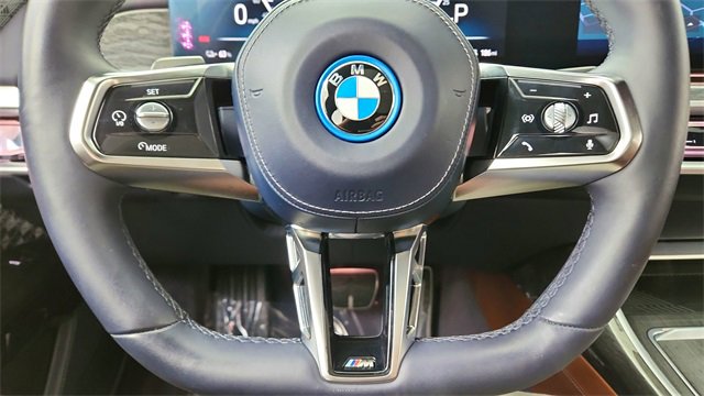 Used 2023 BMW i7 xDrive60 image 41