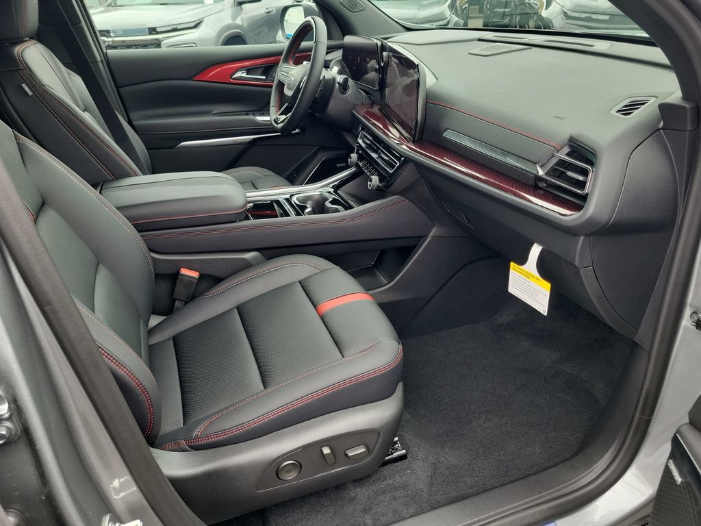 New 2026 Chevrolet Traverse RS FWD image 16