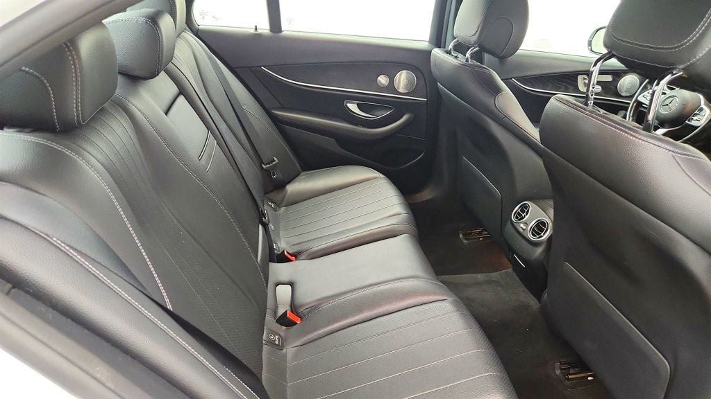 Used 2020 Mercedes-Benz E 350 4MATIC Sedan image 23