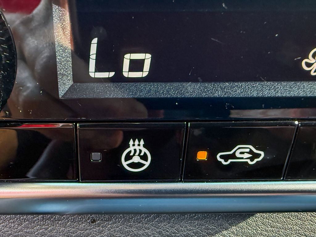 Certified 2024 Nissan Rogue Platinum image 24