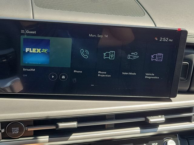 New 2027 Hyundai Santa Fe SEL FWD image 12