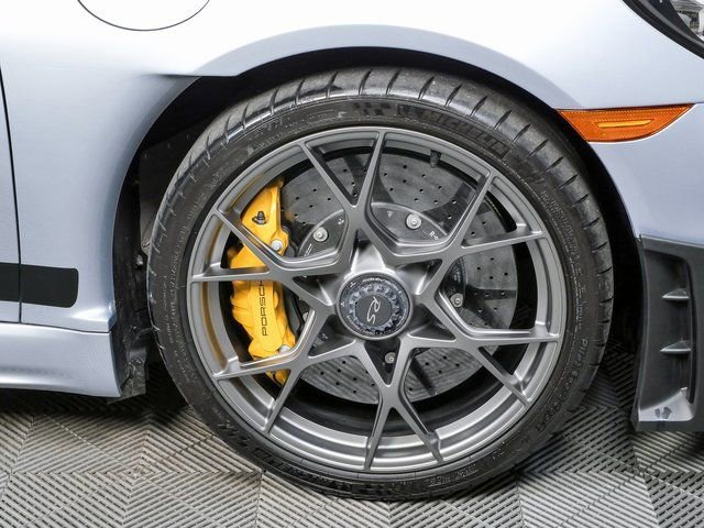 Certified 2023 Porsche 718 Cayman GT4 RS RWD image 34