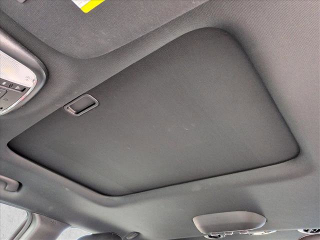 Used 2019 Dodge Durango R/T w/ Technology Group image 16