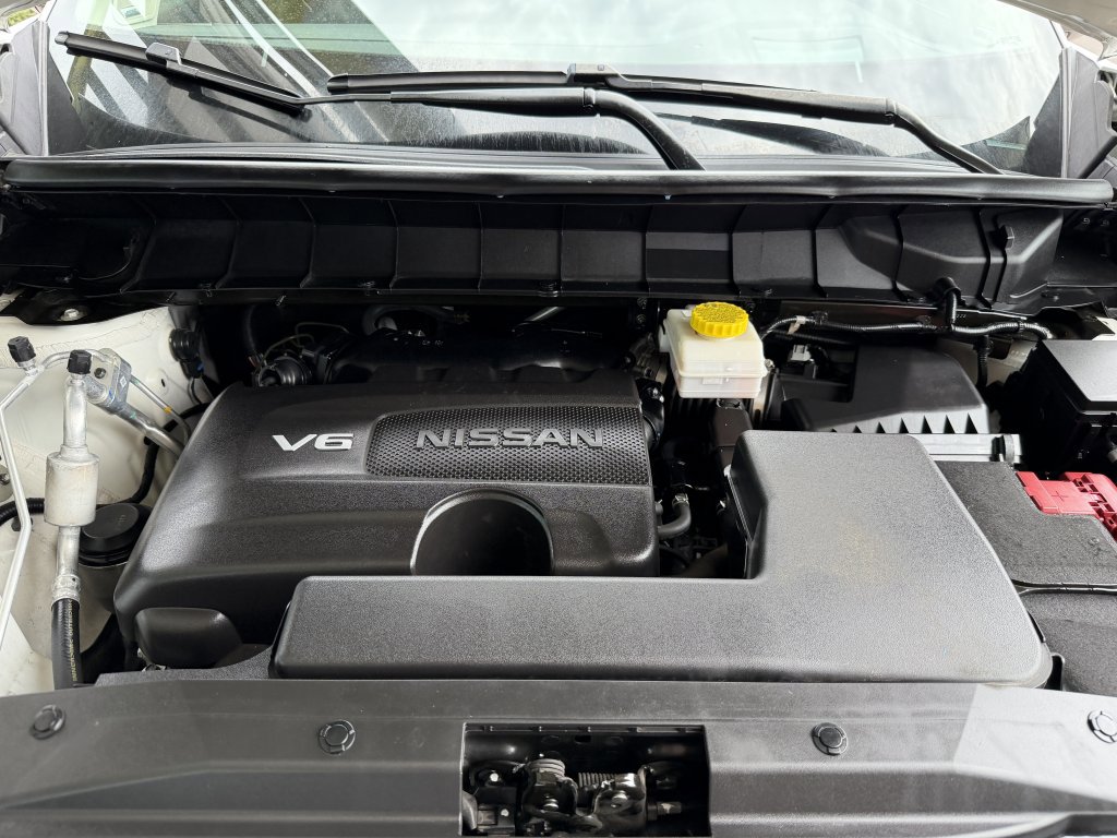 Used 2023 Nissan Pathfinder Platinum image 43