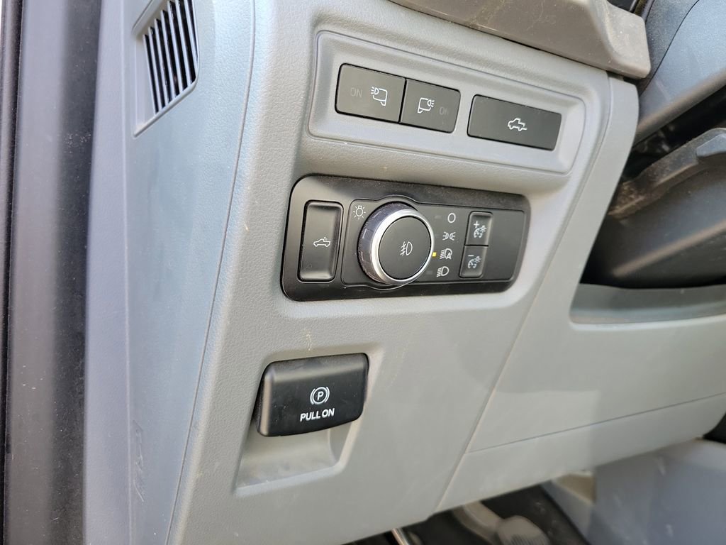 Used 2021 Ford F150 XLT w/ Equipment Group 302A High image 15