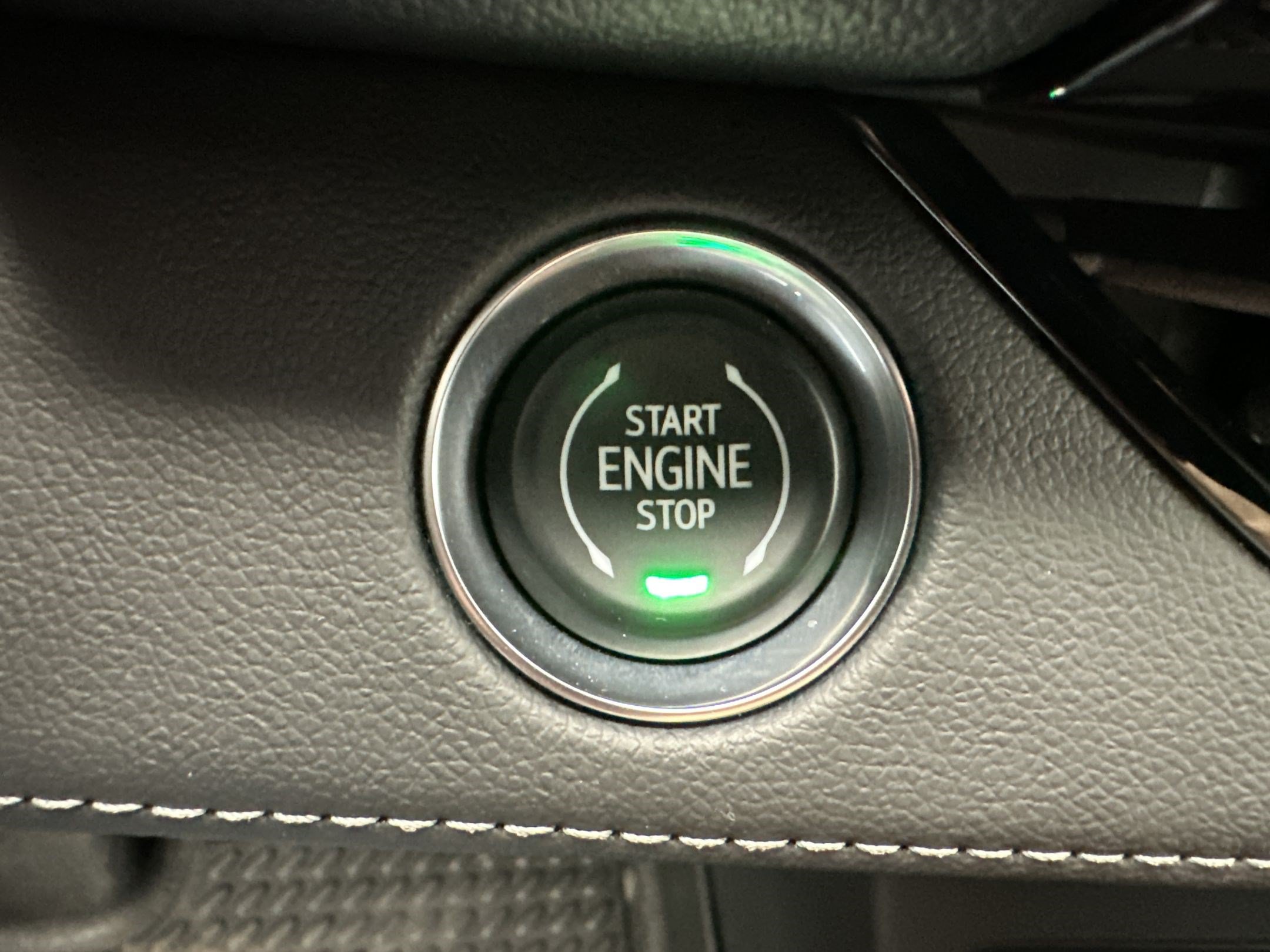 Certified 2026 Buick Enclave Preferred AWD/4WD image 16